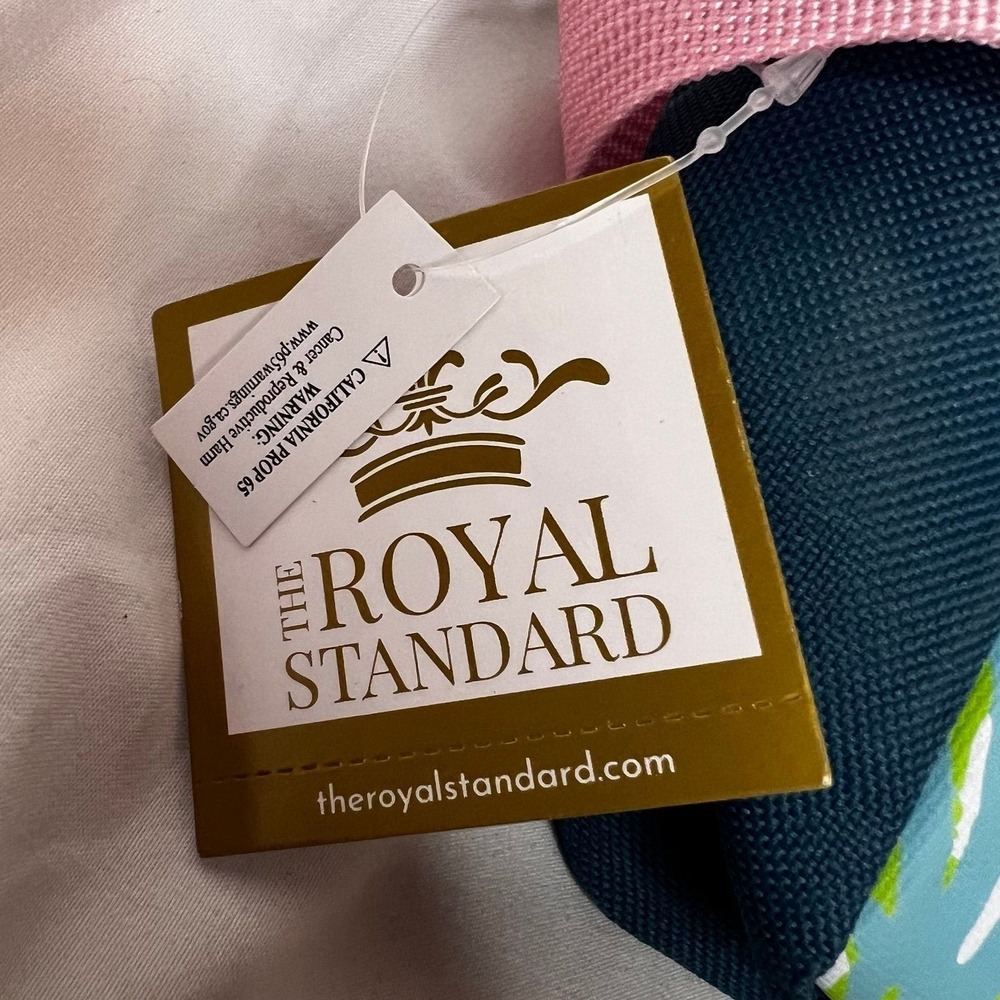 The Royal Standard Cosmetic Bag Womens Multi NEW Stay Beautiful Grenada Floral - Picture 2 of 6